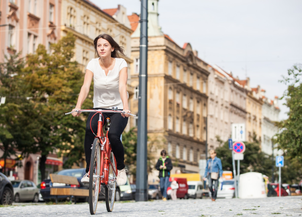 V hlavním městě se stále zvyšuje podíl cyklistů v dopravě. Praha plánuje rozšířit klíčové cyklostezky a navazující trasy